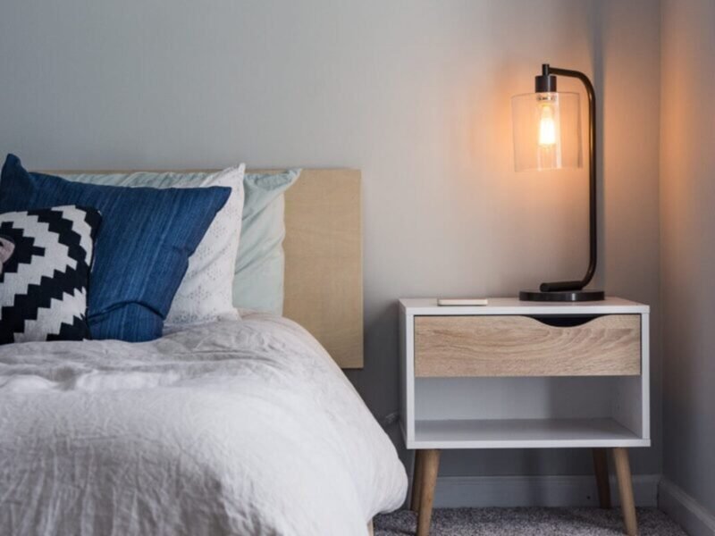 Clean Single Room with Private Bathroom in Plack 2